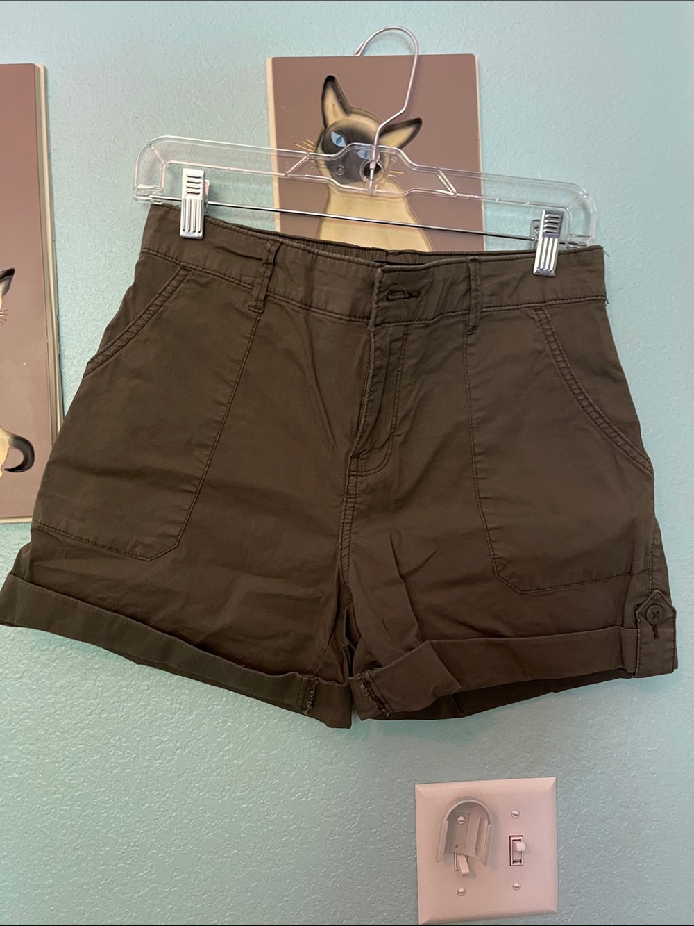 Women's Olive Roll-Cuff Shorts